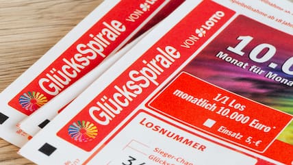 Glücksspirale: Die deutsche Rentenlotterie setzt sich für verschiedene Förderprogramme ein, darunter Wohlfahrt, Denkmalschutz und Sportförderung.